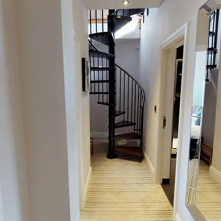 Harrogate Lifestyle Apartments Ltd Apartment *