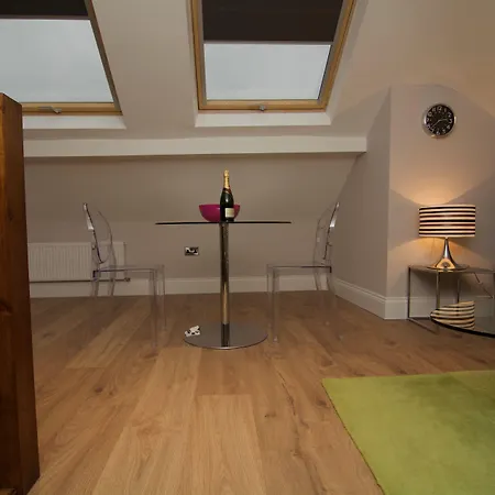 Harrogate Lifestyle Apartments Ltd * Harrogate