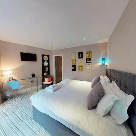 Harrogate Lifestyle Luxury Serviced Aparthotel 4*