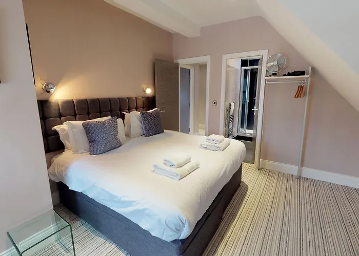 Harrogate Lifestyle Apartments Ltd *