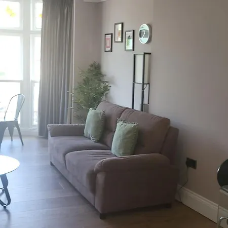 Apartment Harrogate Lifestyle Apartments Ltd *