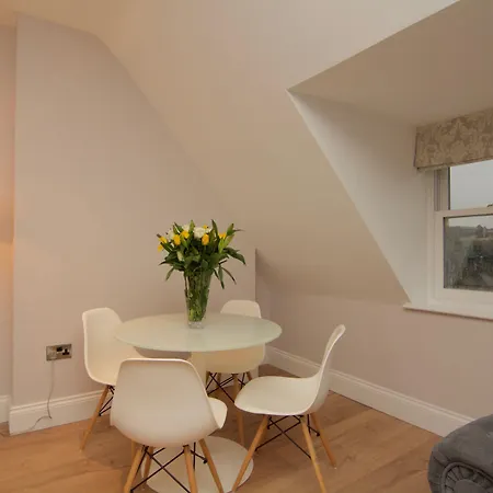 Harrogate Lifestyle Apartments Ltd Apartment *