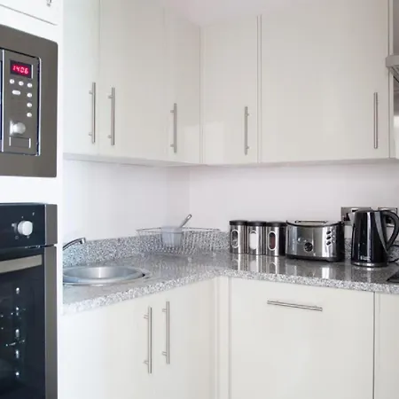 Harrogate Lifestyle Apartments Ltd *